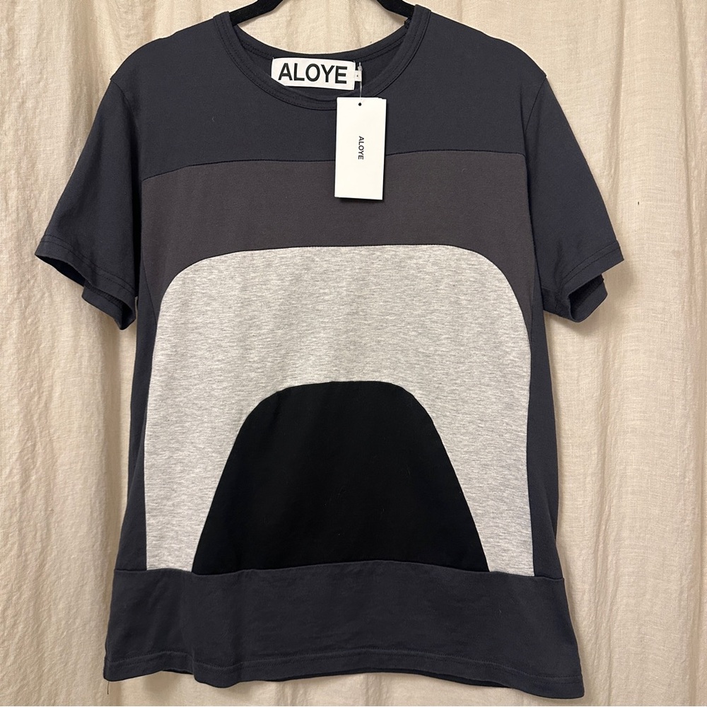 Aloye Colorblock Tee